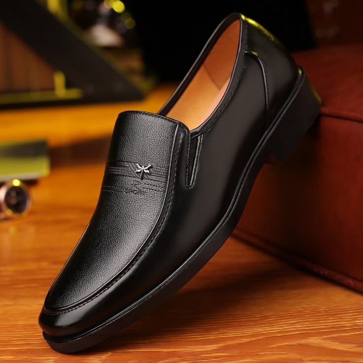 Men leather shoes